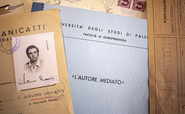 La tesi di laurea e il libretto universitario di Rosario Livatino nell’Archivio Storico di Ateneo dell’Università di Palermo