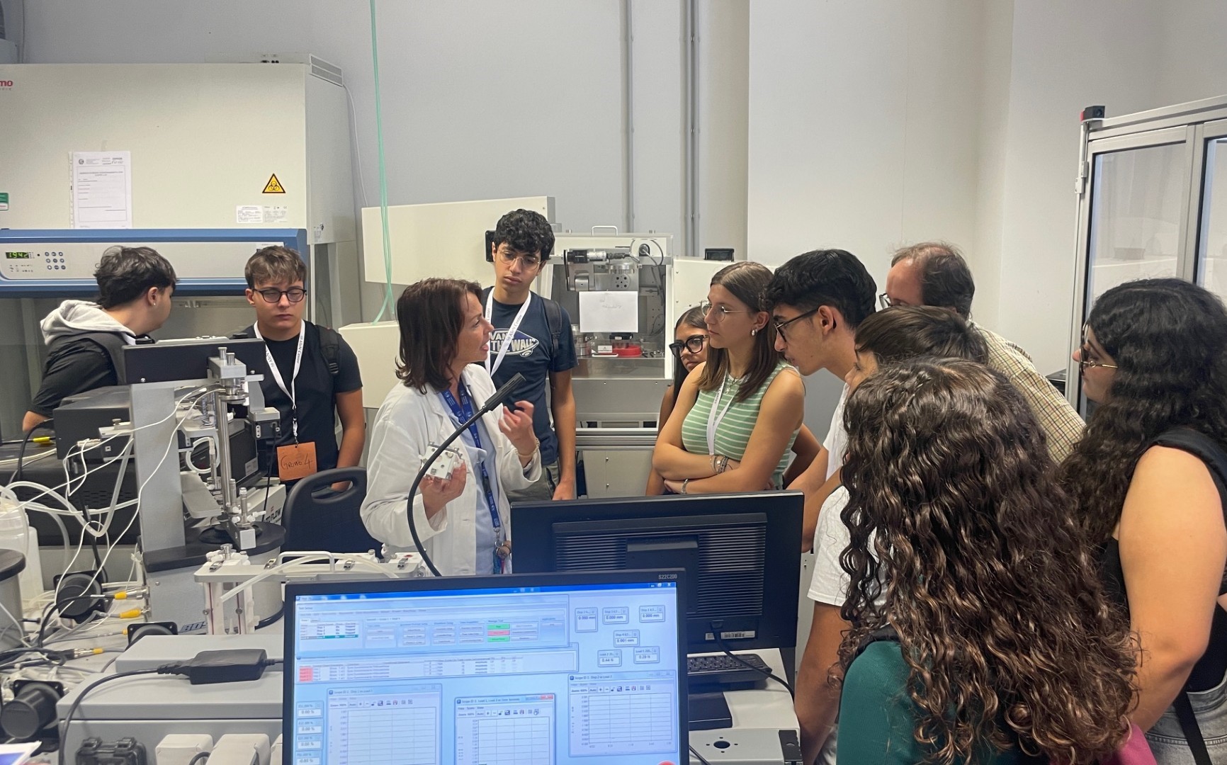 Gli studenti del Liceo Scientifico Benedetto Croce in visita ad ATeN Center